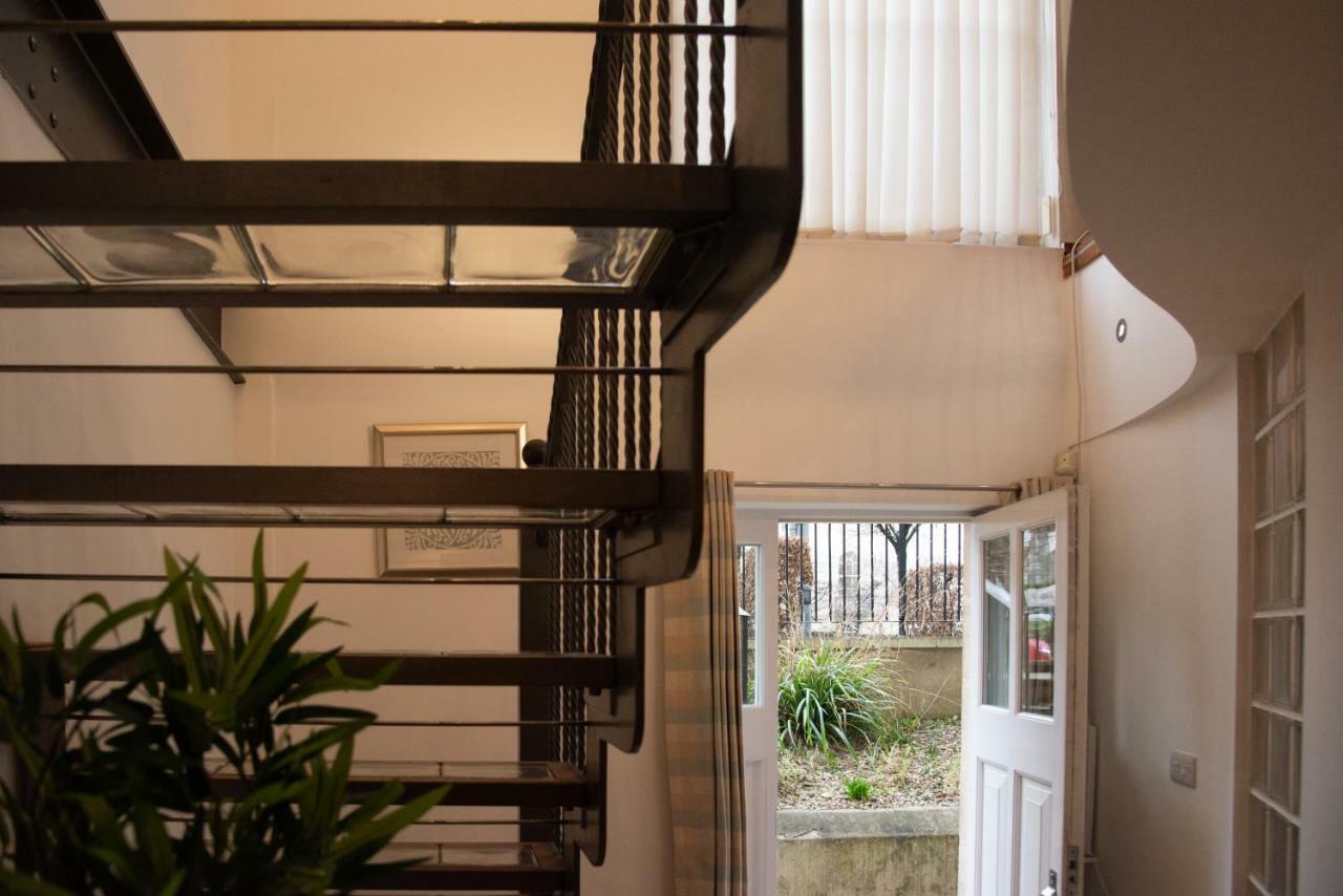 King's Gate Apartment Reading
